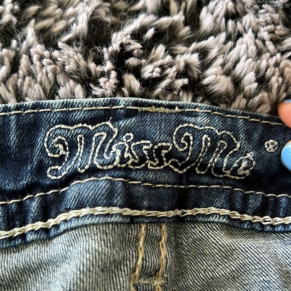 Mid-Rise Boot Cut Jeans - Picture 4 of 10